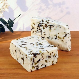 VAN OTLU PEYNİR 500 GR